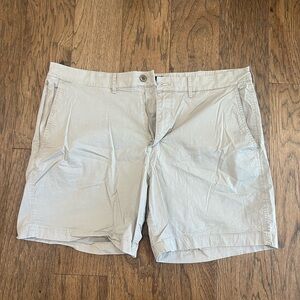 NWOT Abercrombie & Fitch Tan Shorts XL
